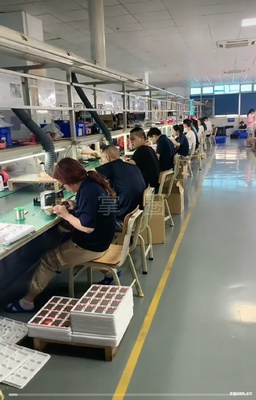 曲靖招聘普工/技工/庫(kù)管/其他:工廠主要生產(chǎn)電子產(chǎn)品 【手機(jī)攝像頭 監(jiān)控?cái)z像頭 無(wú)人機(jī)攝像頭 手機(jī)零配件 】 小型家電 - 曲靖微同城